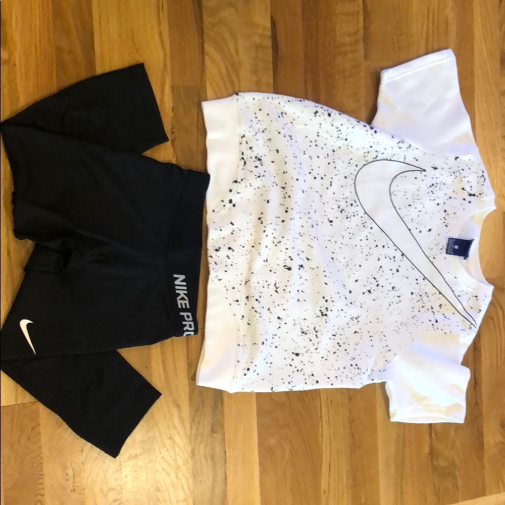 Athletic wear
